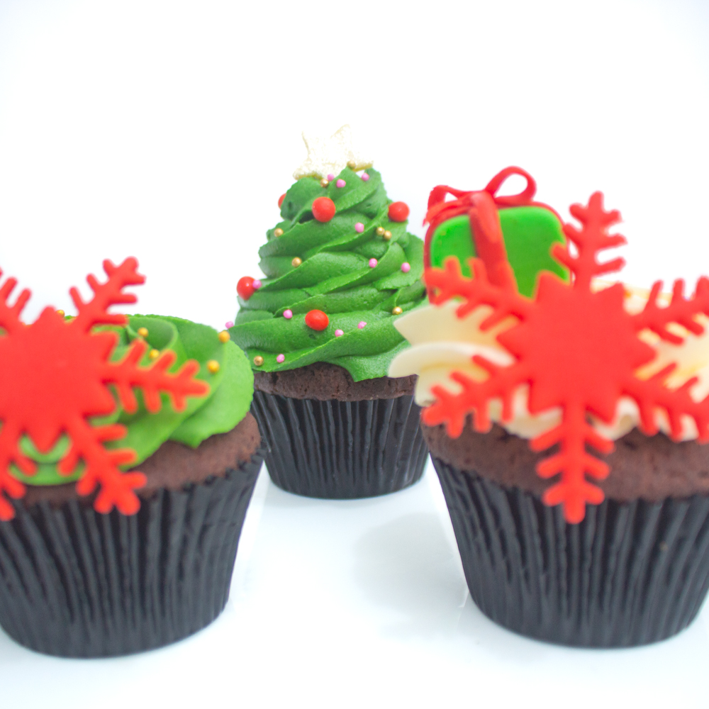 Sweet Xmas Gifts Cup Cakes 3pcs